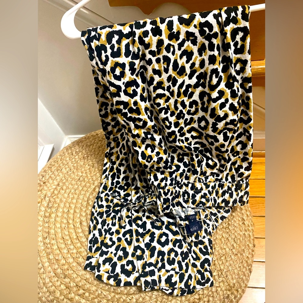 Adorable j crew factory leopard cropped pants!